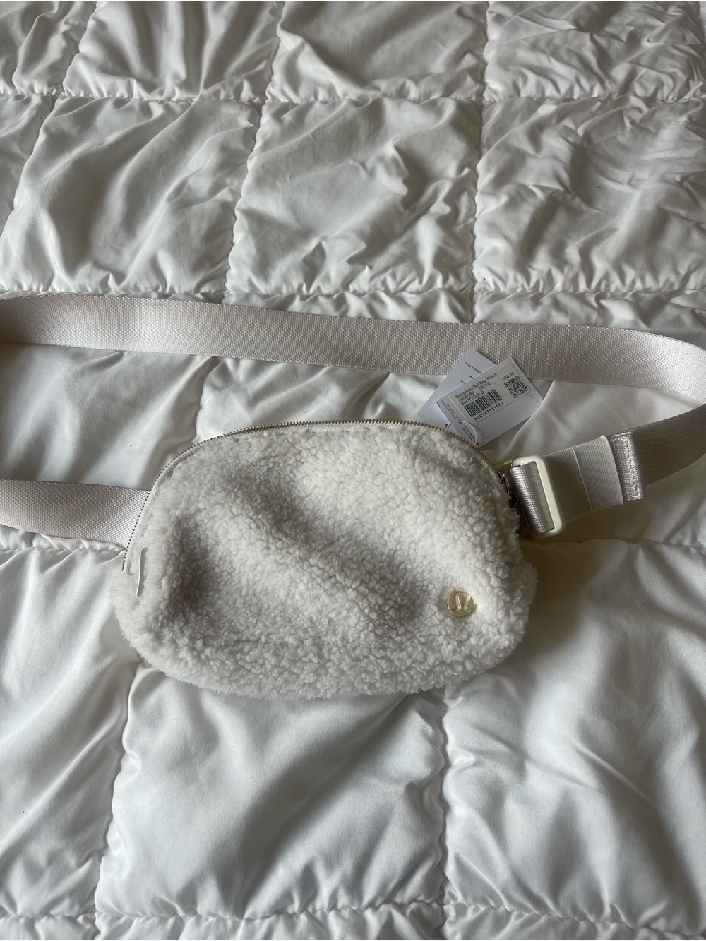 lululemon athletica Cream Sherpa Belt Bag with Gold Hardware